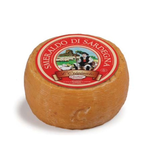 Semi-cooked Emerald Sheep's Cheese from Sardinia